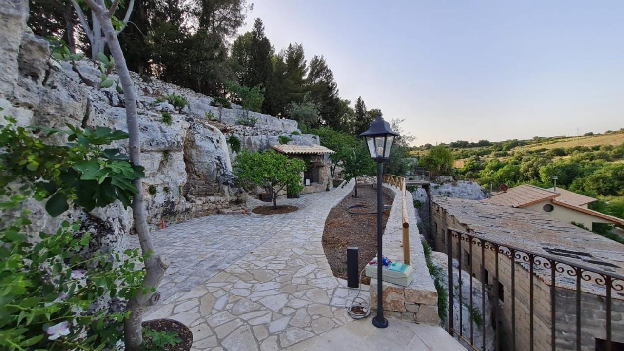Casa Vacanze Le Agavi Модика Екстериор снимка